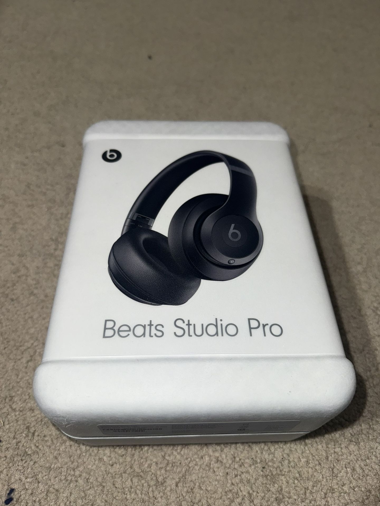 Beats Studio pro