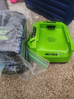GREENworks pro 80v 2.0 ah with charger