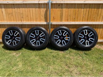GMC AT4 WHEELS AND TIRES