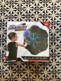 Smart Music Boxing Machine Wall Mounted - Electronic Boxing Target with Bluetooth & Gloves