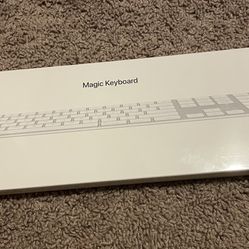 Apple Magic Keyboard with Numeric Keypadi - MQ052LL/A
