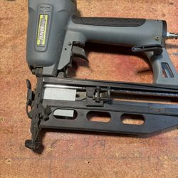 Performax Pneumatic 16 Gauge Straight Finish Nailer