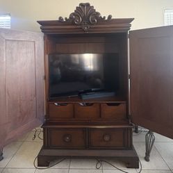 Ralph Lauren Armoire