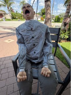 DEATH ROW HALLOWEEN DECORATION