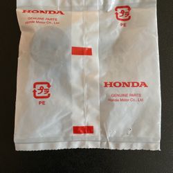Honda ATC 250R Front Fender Grommet