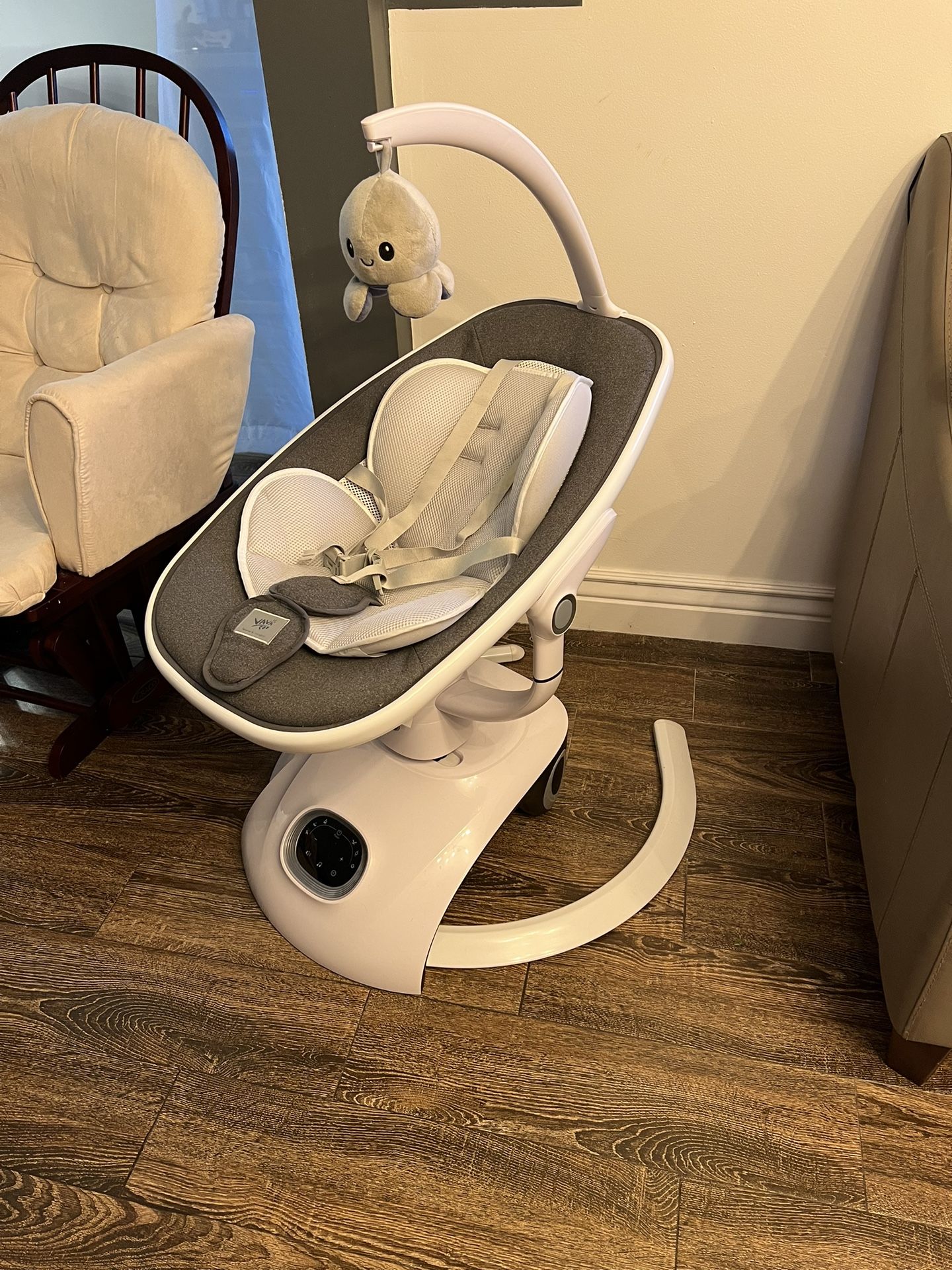 VavaSoo Electric Baby Swing for Infants 6 Motion