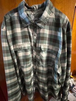 All in Motion men’s long sleeve button up