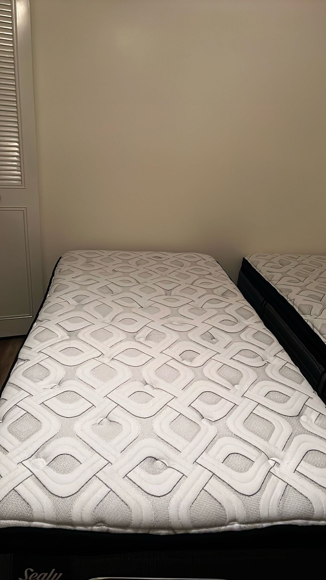 NEW 2 Twin XL Adjustable Beds W/ Remotes