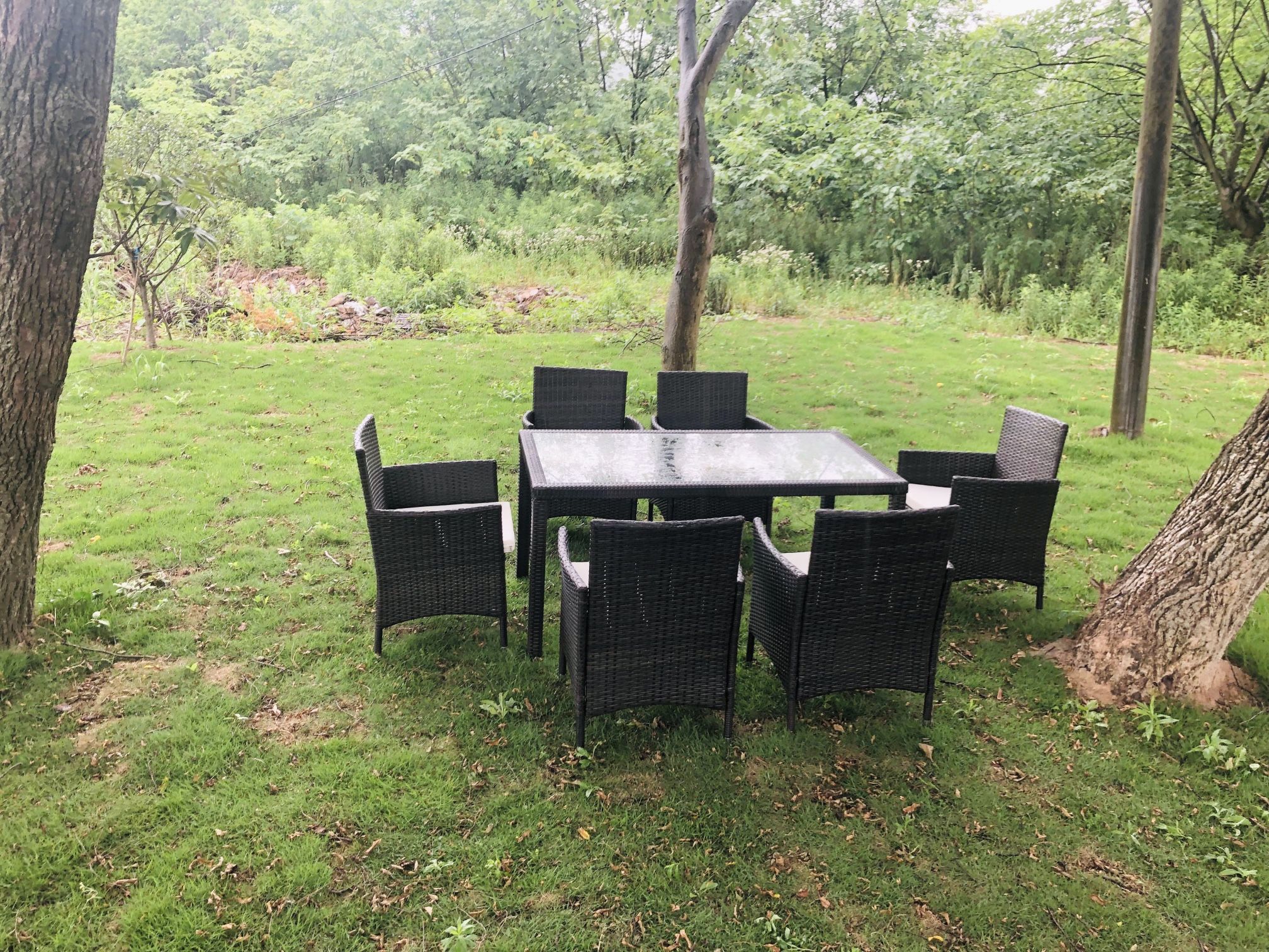 E-16 Black Or Brown Wicker. Beige Cushions Available. Dinner Table With 6 Chairs For Patio Outdoor / Indoor Garden. Fiesta ? Event Birthday Party