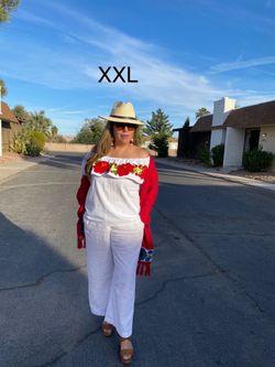 Ropa mexicana ,Blusas Campesinas, playeras   Bordadas!!hechas En Mexico  Excelente Calidad !