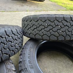 275 65 20 tires 