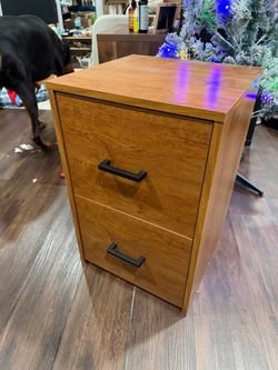 2-Drawer Nightstand