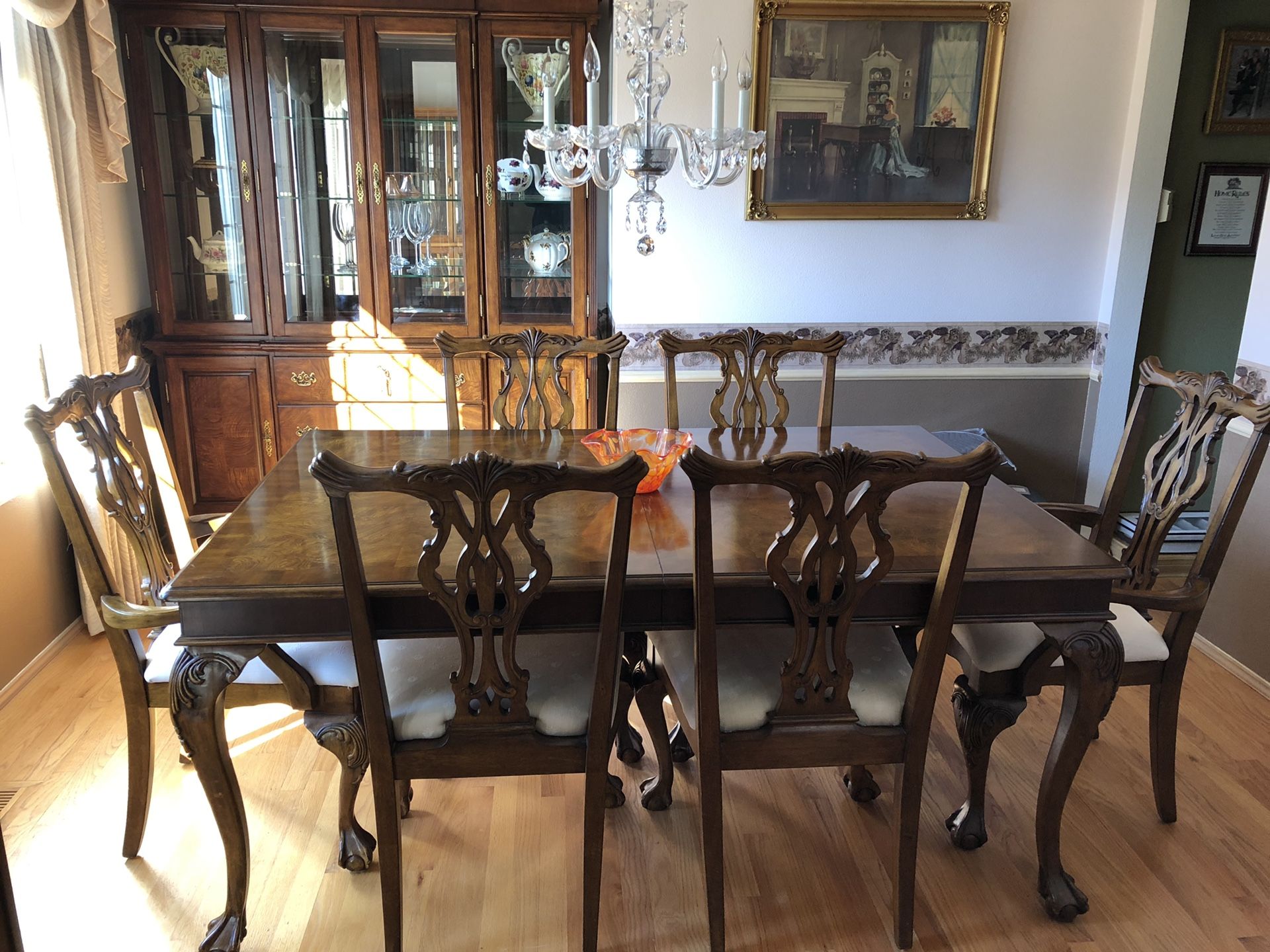 Beautiful Dining Room Set and China Cabinet