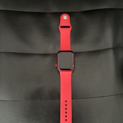 Apple Watch Series 7 Product Red