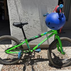 Kid Bike w/ Helmet