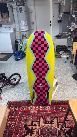 Catch Surf Beater Board / Soft Top Surfboard