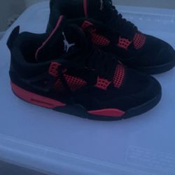 Jordan Thunder 4s 