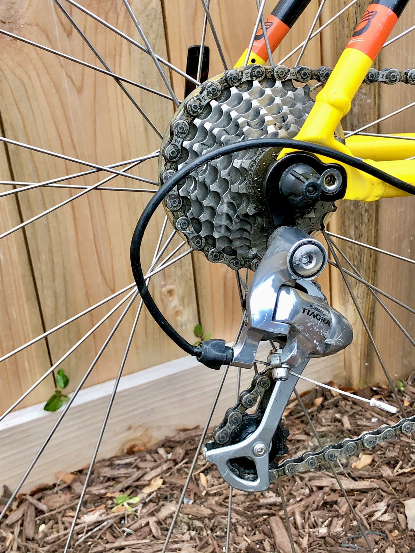 Felt z90 road bike. Ready to ride. Aluminum w carbon fork for Sale in