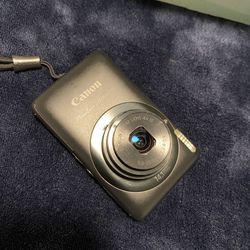 Canon Powershot SD1400 IS Digital Elph Digital Camera