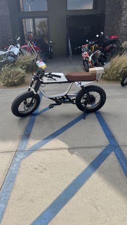 Monday MotorBikes Anza