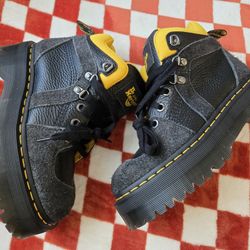 Womens Dr Martens Zuma Hiker Boots 