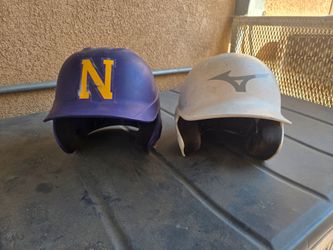 Baseball/softball helmet
