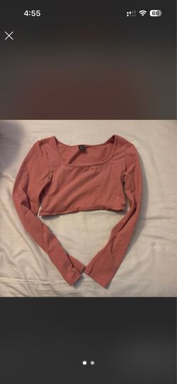 long sleeve crop top