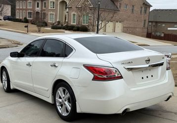 2015 Nissan Altima SV
