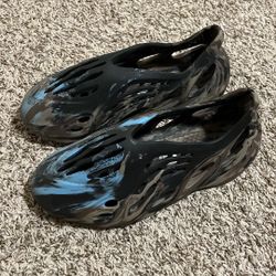 Adidas Yeezy Foam RNR MX Cinder