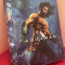 Aquaman Exclusive Limited Edition with 64-page Excerpt Book