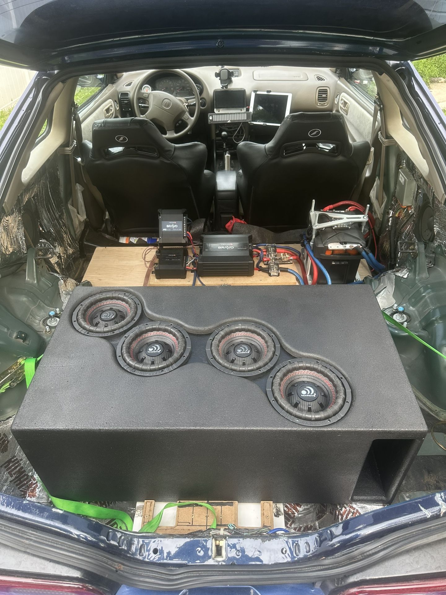 Custom Massive Audio Quad 6.5 Subwoofer Box. Hits Hard. Trades Considered!