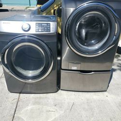 SAMSUNG Front Load Set Washer 4.5 Cubft And Gas Dryer Front Load With Pedestal Stainless Steel Energy 🌟 Both Come With Pedestal 