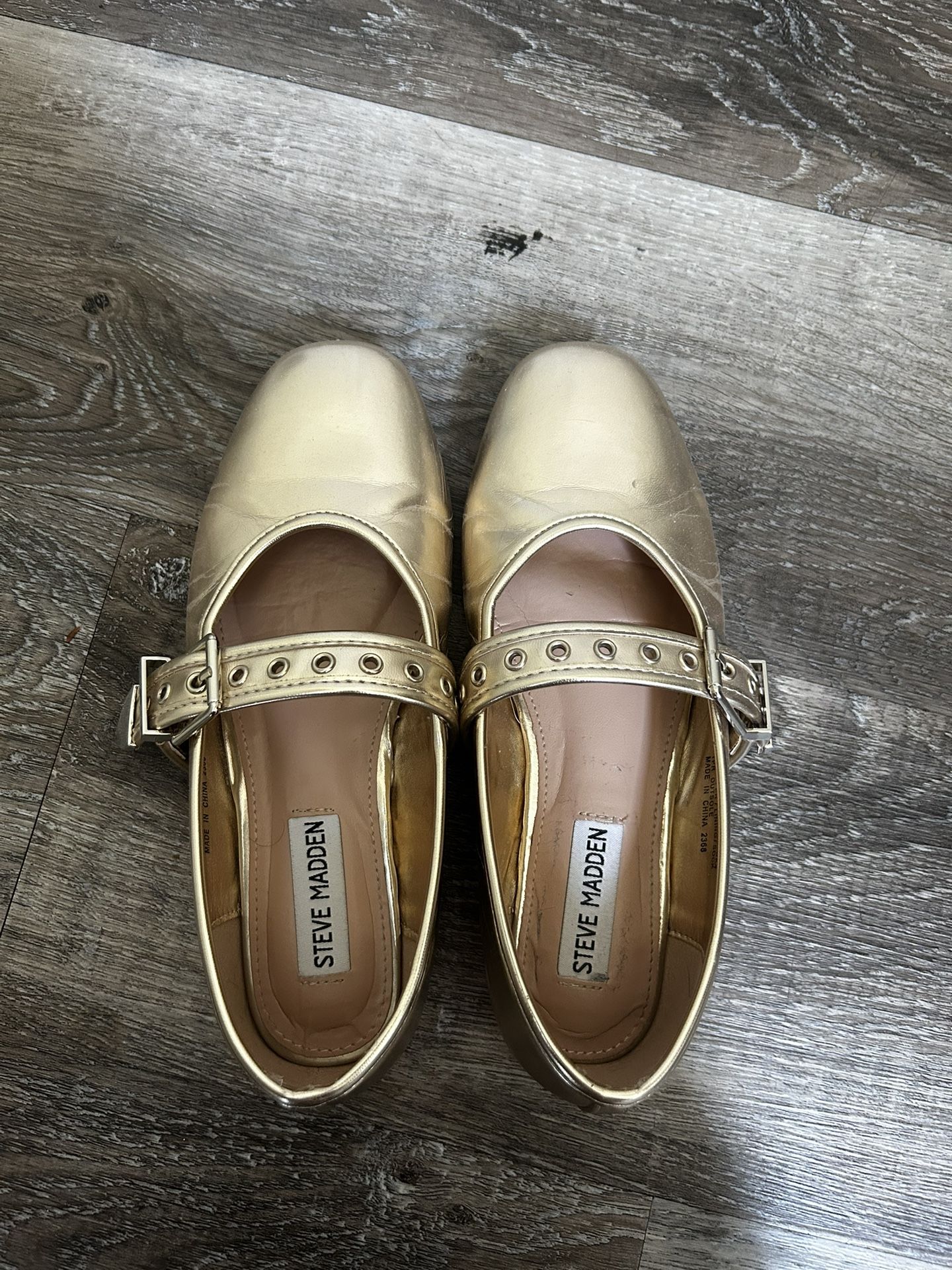 Steve Madden Gold Ballet Flat