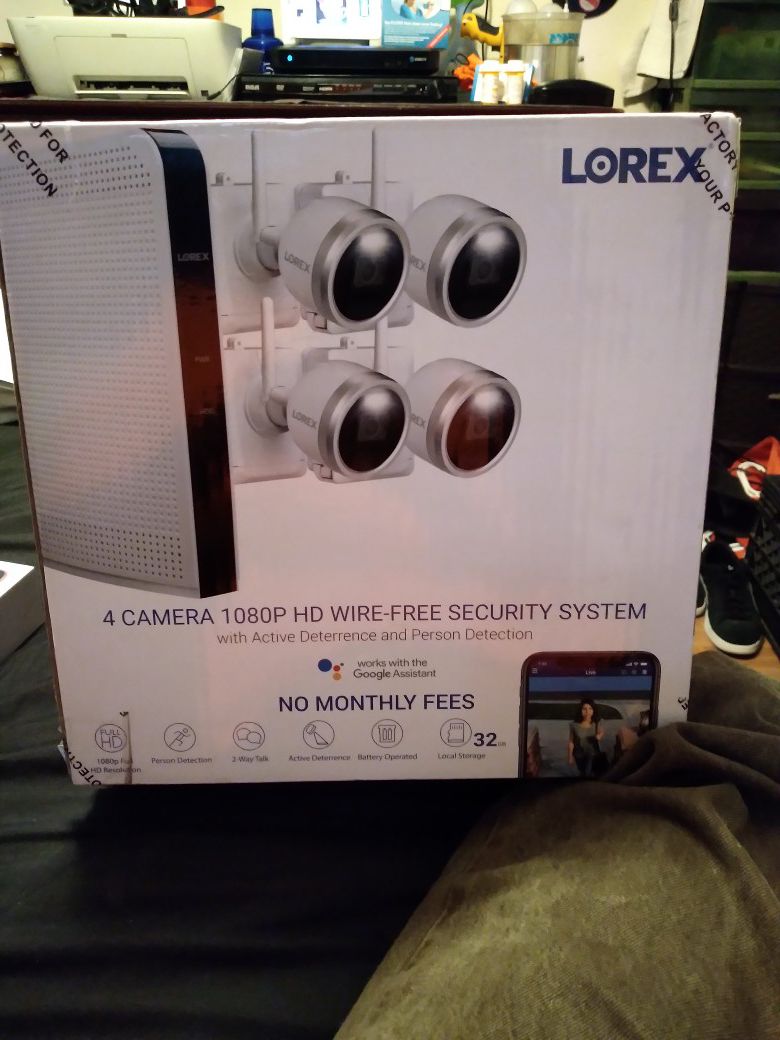 WIRELESS SECURITY CAMERA SYSTEM BY LOREX