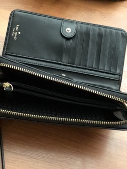 Authentic Kate Spade wristlet