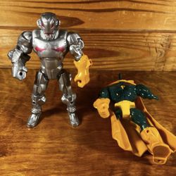 Hasbro Marvel Super Hero MASHERS ULTRON FIGURE 2013 with extra parts
