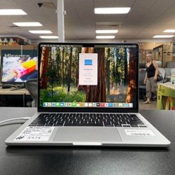MacBook Air 13.6-inch Laptop M4 (10-Core CPU & 8-Core GPU) Processor 16GB Unified RAM 512G