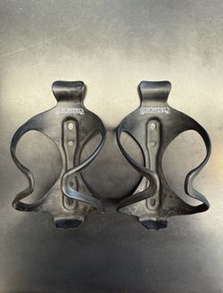 Arundel Mandible Carbon Cycling Bottle Cages Matte