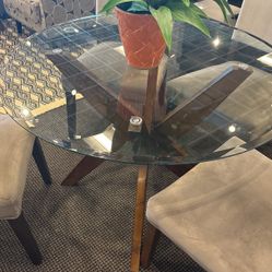 Simpson Dining Table!