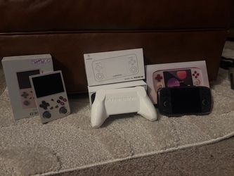 Retro gaming handhelds