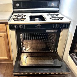 Kenmore Stove Beige Color Used