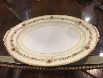 Kings Court China - KAREN 17" Oval Plate