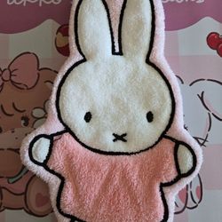 Miffy hand towel