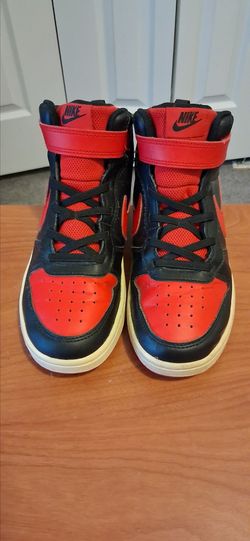 Nike court borough mid 2 high top size 3y