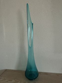 Vintage 1960’s L.E. Smith MCM Peacock Blue Vase 32” Tall