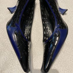 PRADA  Pump Sz 40 NAVY/BLACK Low Heel