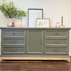 Newly Refurbished Vintage 9 Drawer Dresser 