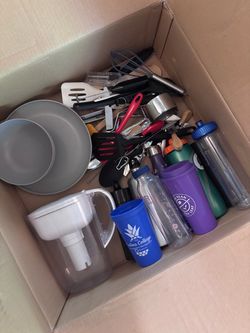 Assorted kitchen essentials