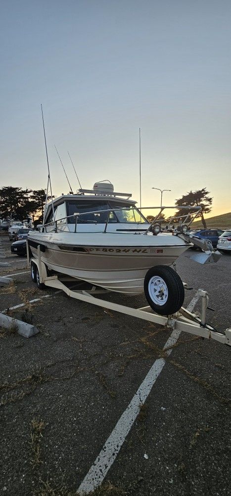 Starfire Boat Ocean Lake Bay READY!!