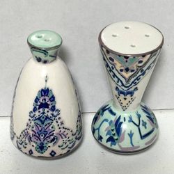 Anthropologie Boho Chic Salt And Pepper Shakers Set